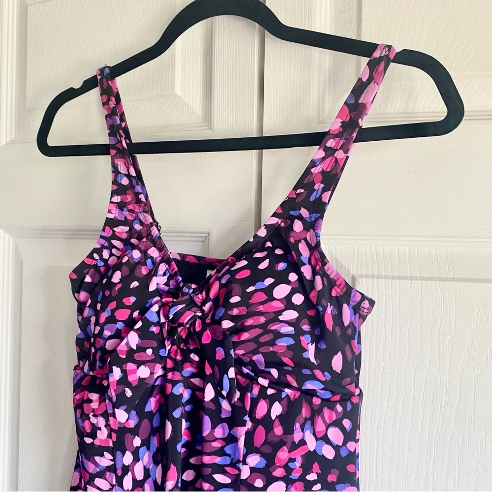 Swim Solutions Printed Tummy-Control Bow-Front One-Piece Swim-dress 8‎ - Picture 2 of 7